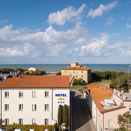 Hotel Nina Marina Di Bibbona Exteriér fotografie